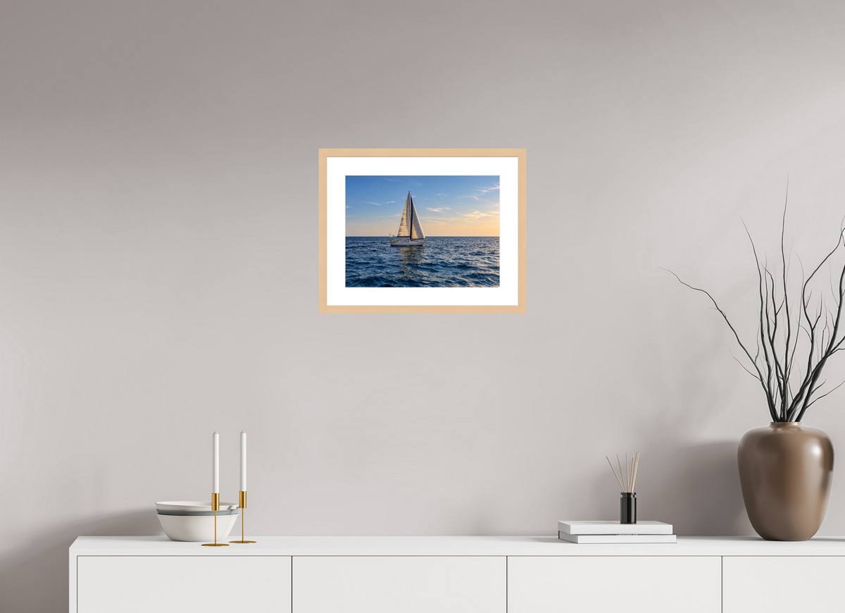 41 x 30 cm, Fineartprint im Rahmen - natur Sailing into Gold – Mallorca