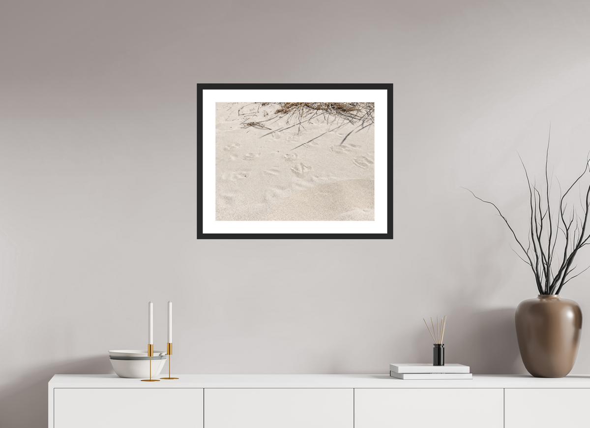 60 x 45 cm, Fineartprint im Rahmen - schwarz Traces in the Sand