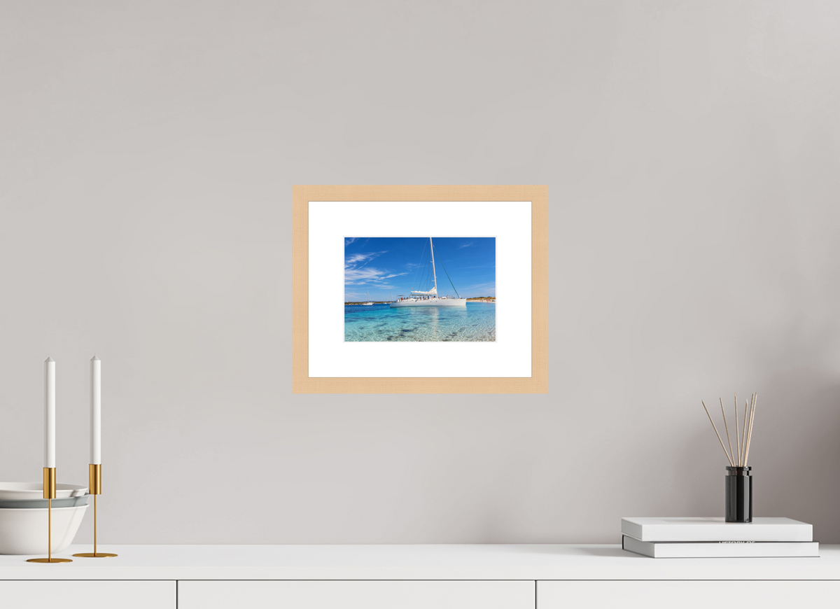 DIN A5 (21 x 14,8 cm), Fineartprint im Rahmen - natur Azure Serenity – Sailboat on Turquoise Waters