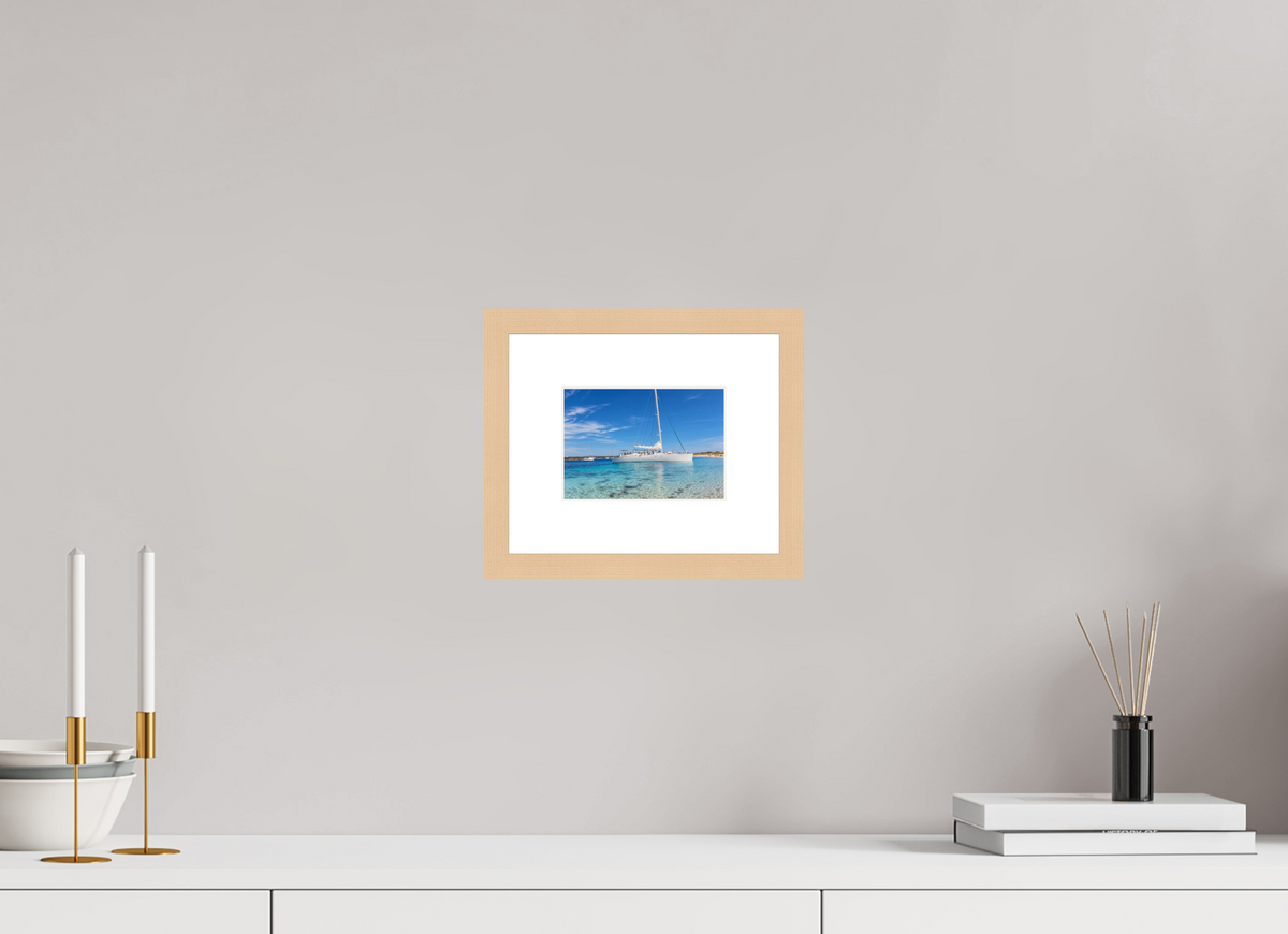 DIN A6 (14,8 x 10,5 cm), Fineartprint im Rahmen - natur Azure Serenity – Sailboat on Turquoise Waters