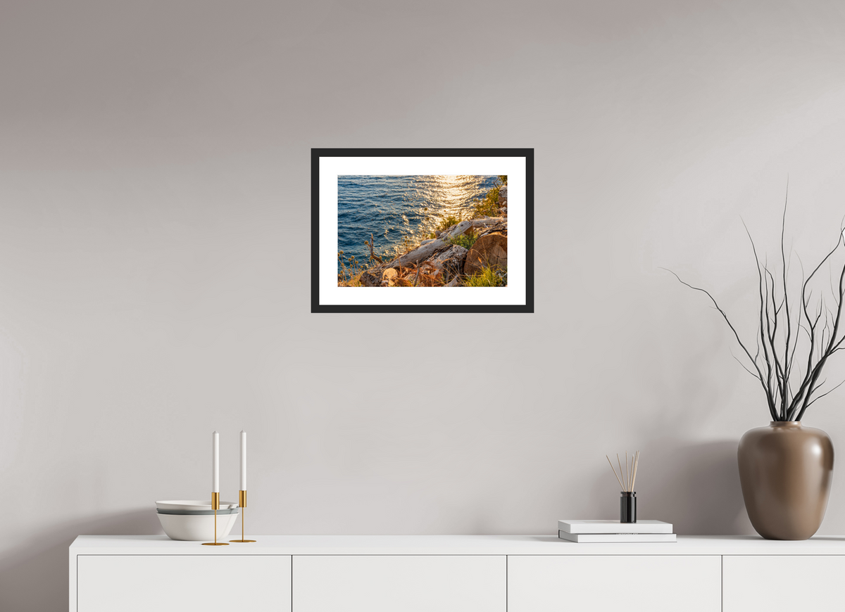 45 x 30 cm, Fineartprint im Rahmen - schwarz Coastal Golden Light