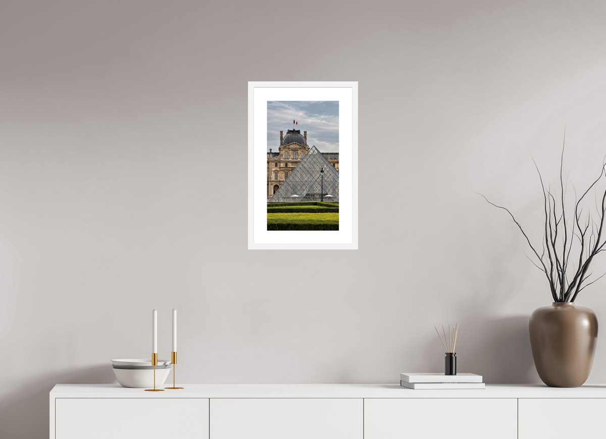 27 x 48 cm, Fineartprint im Rahmen - weiß Louvre