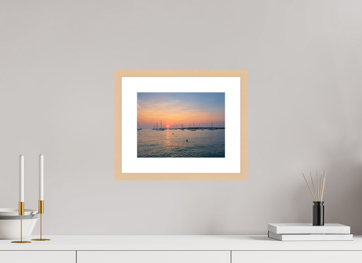 28 x 21 cm, Fineartprint im Rahmen - natur Anchored in Light