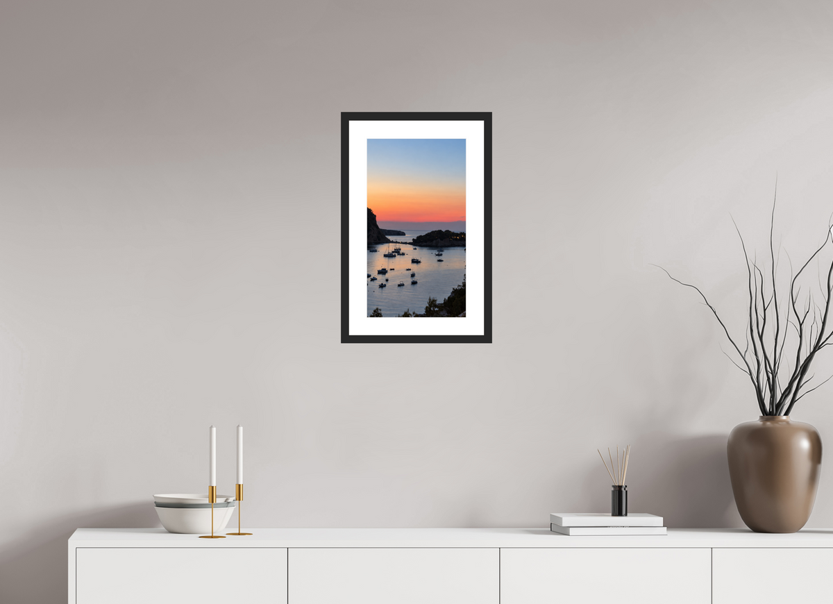 27 x 48 cm, Fineartprint im Rahmen - schwarz Twilight Haven