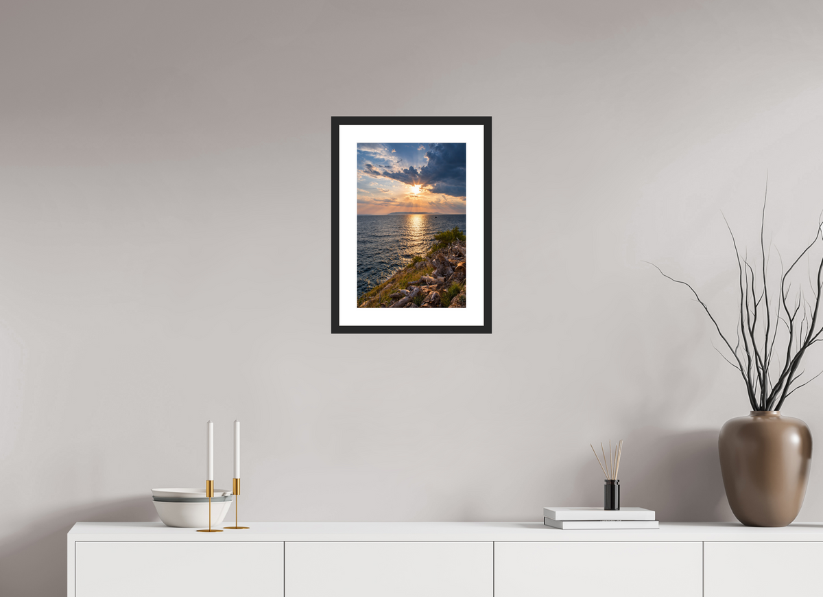 30 x 45 cm, Fineartprint im Rahmen - schwarz Light Beyond the Clouds