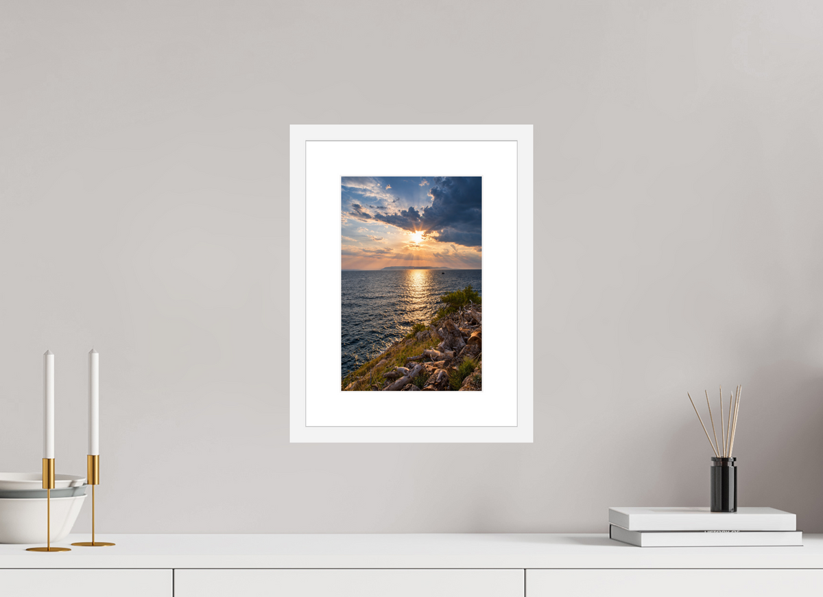 20 x 30 cm, Fineartprint im Rahmen - weiß Light Beyond the Clouds