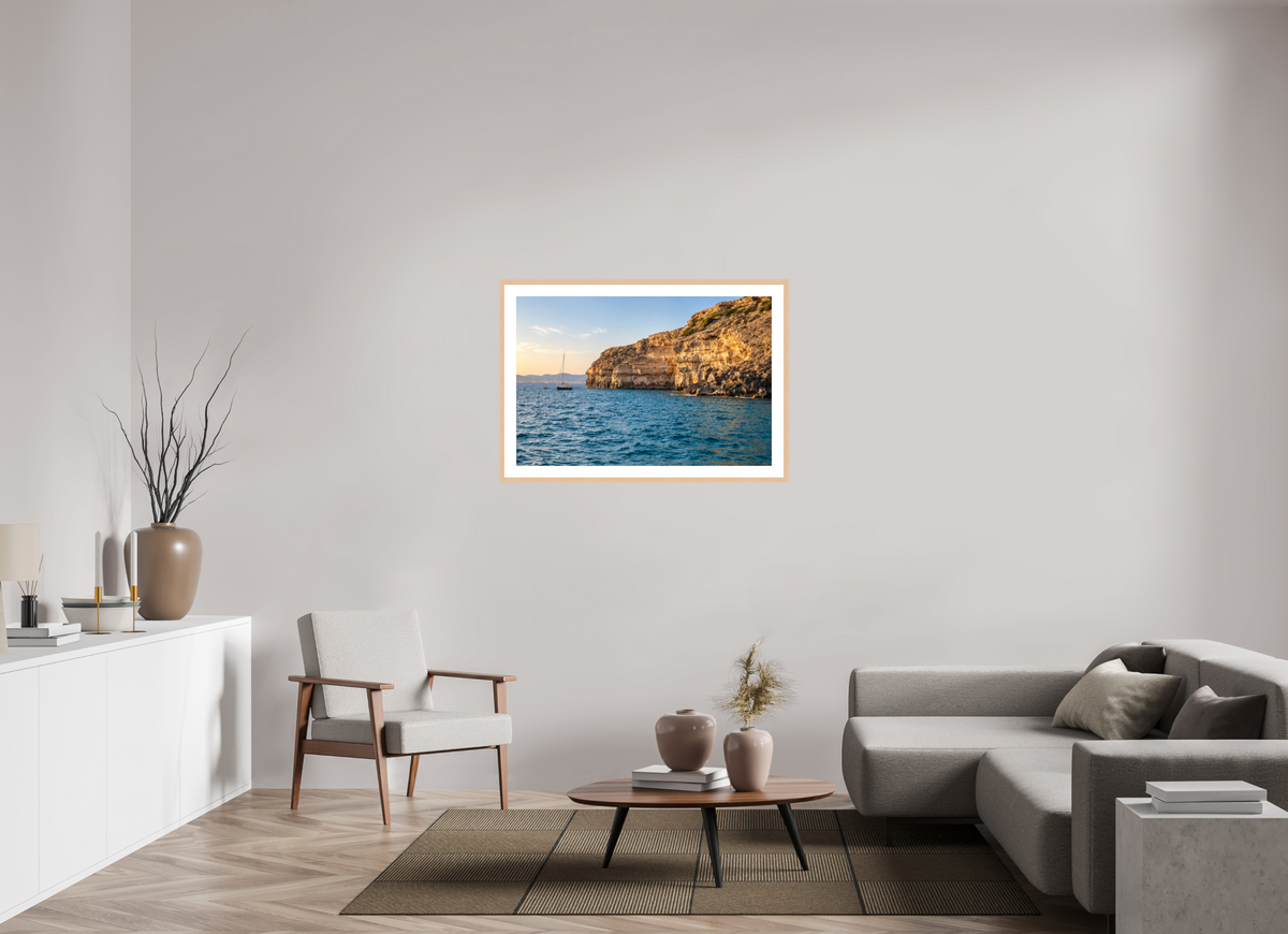 105 x 70 cm, Fineartprint im Rahmen - natur Golden Cala – Mallorca