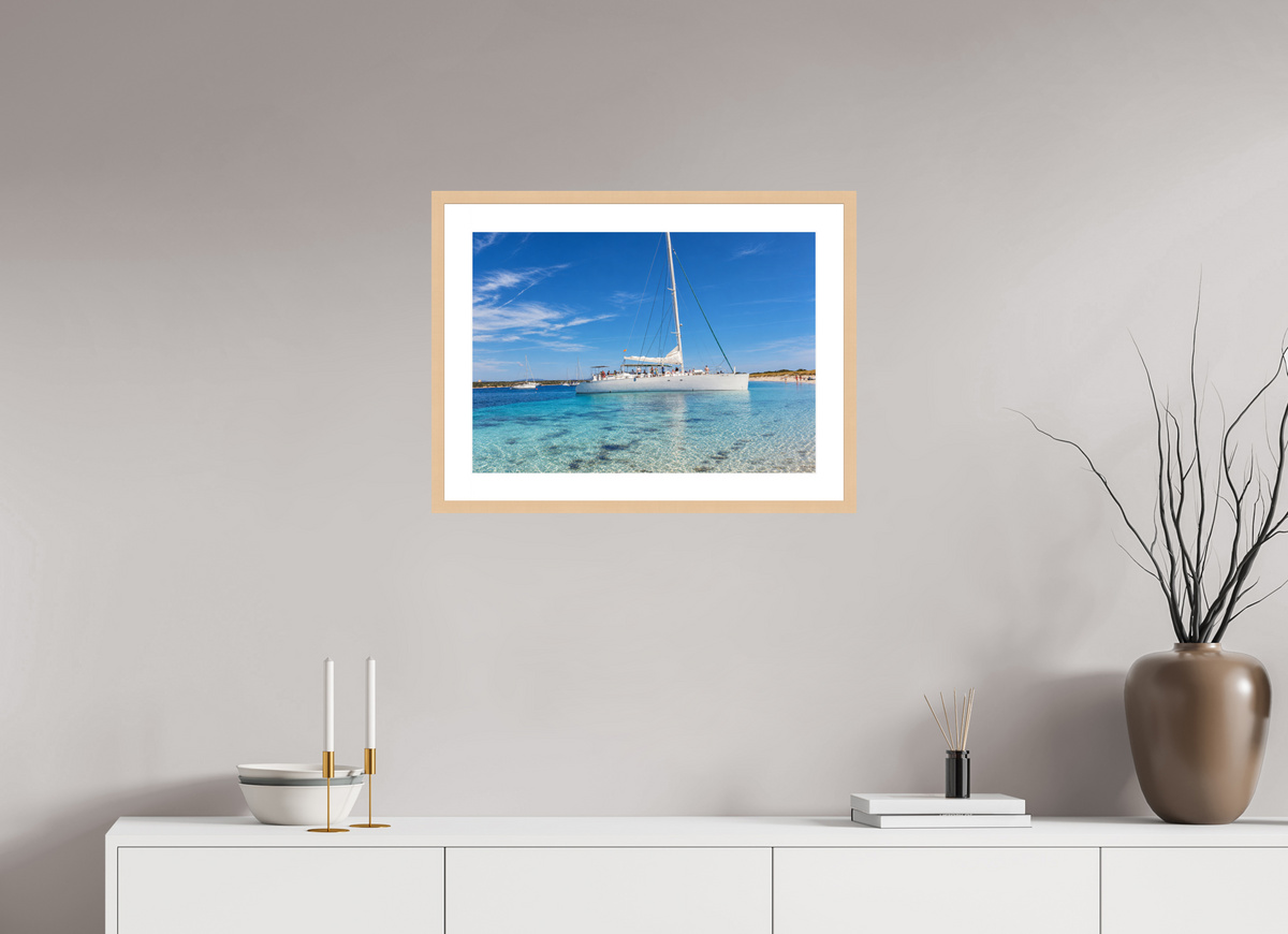 DIN A2 (59,4 x 42 cm), Fineartprint im Rahmen - natur Azure Serenity – Sailboat on Turquoise Waters