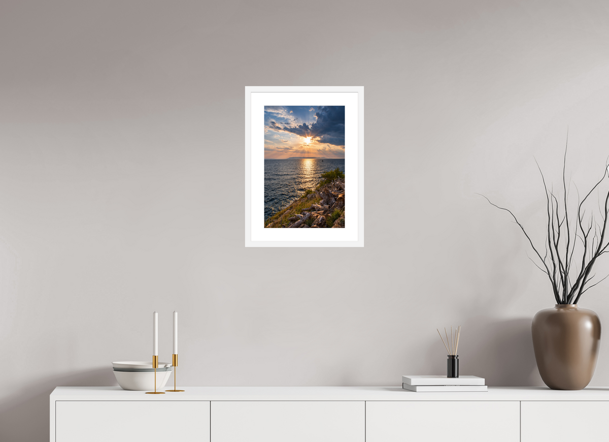 30 x 45 cm, Fineartprint im Rahmen - weiß Light Beyond the Clouds