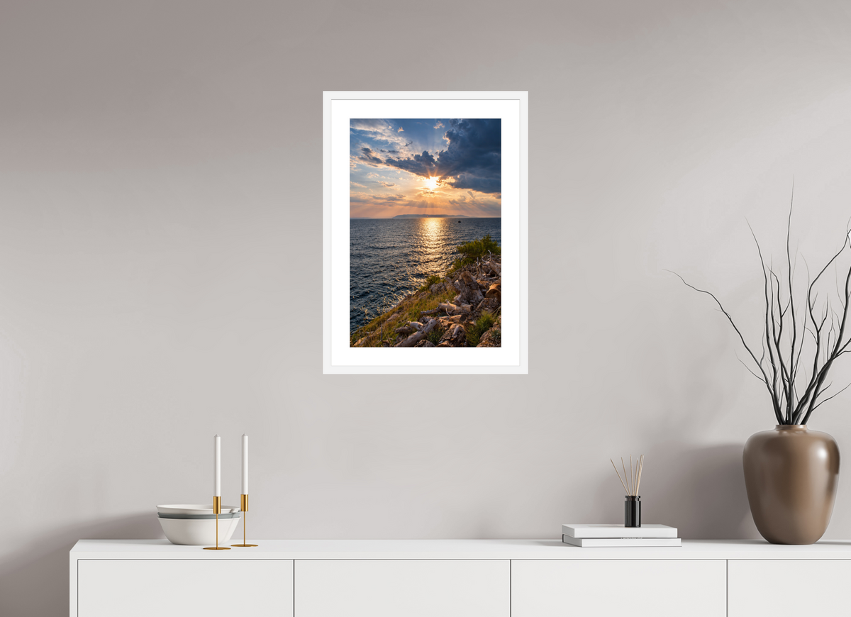 40 x 60 cm, Fineartprint im Rahmen - weiß Light Beyond the Clouds