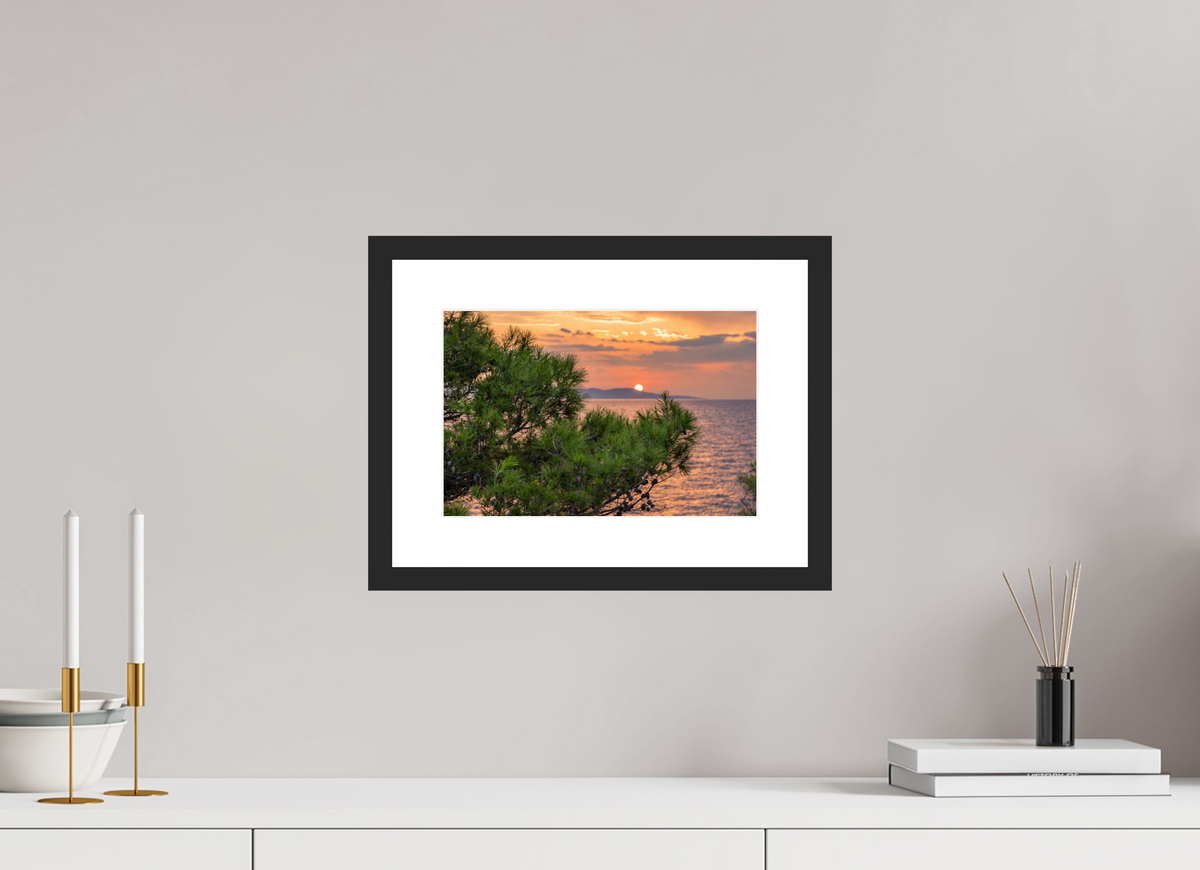 30 x 20 cm, Fineartprint im Rahmen - schwarz Pines in the Last Light