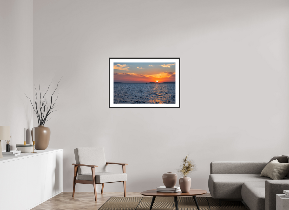 90 x 60 cm, Fineartprint im Rahmen schwarz Mediterranean Afterglow – Mallorca